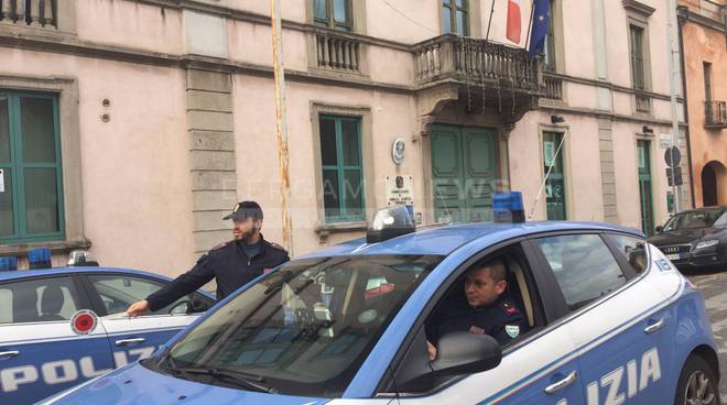 Tenta un gesto disperato: 55enne salvato dagli agenti a Treviglio - BergamoNews.it