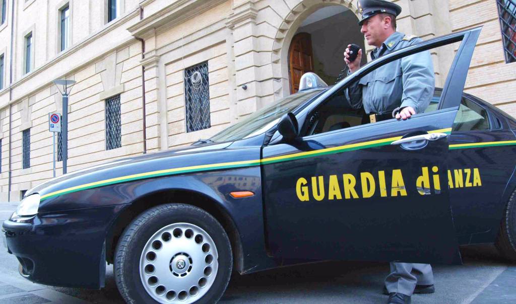 Giro milionario di fatture per operazioni inesistenti: 6 arresti tra ... - BergamoNews.it