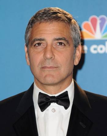 Clooney compie mezzo secolo