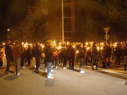 Fiaccolata per Silvia