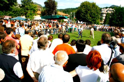 Fiera degli uccelli ad Almenno San Salvatore