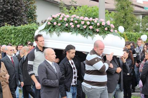 Funerale di Lara Pezzotti/1