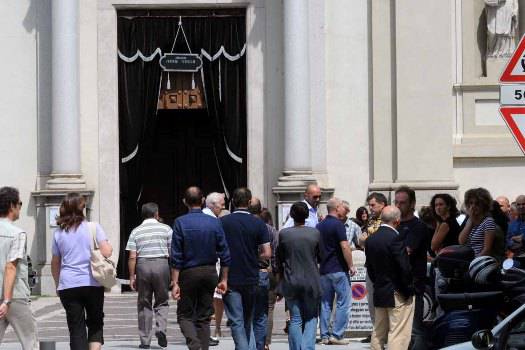 I funerali dell'alpinista Ferruccio Carrara