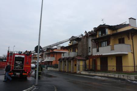 Incendio a Brignano
