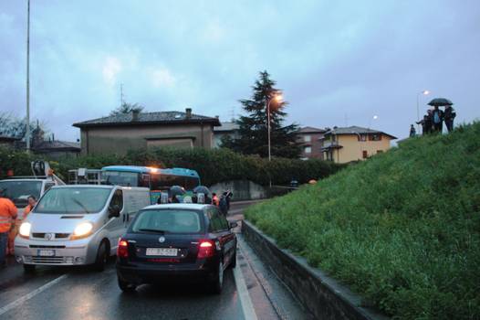 Incidente ad Almenno San Salvatore/2