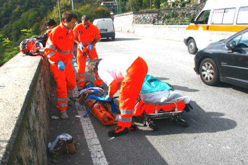 Incidente in moto a Ponte Giurino