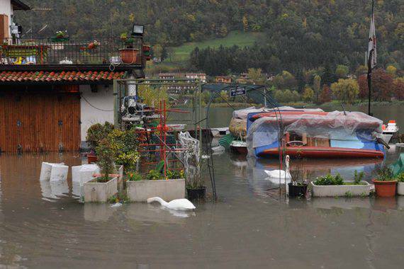 Maltempo ed esondazioni sul lago di Endine