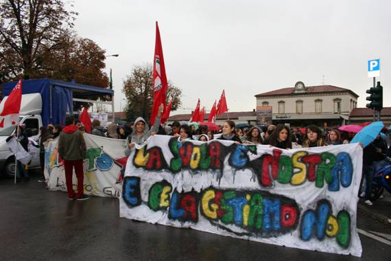 Manifestazione contro la riforma Gelmini. La partenza
