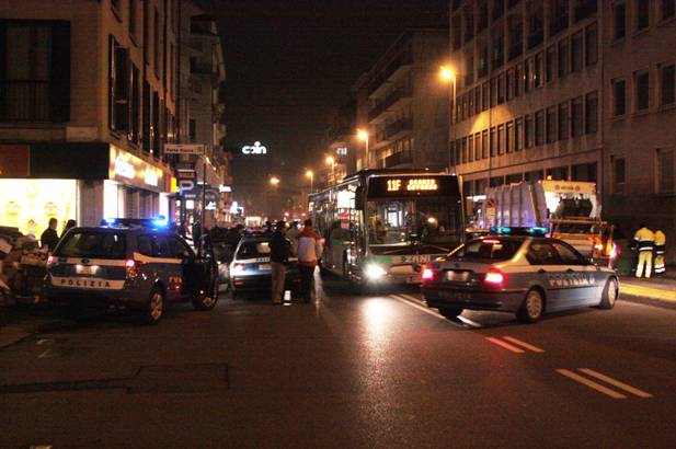 Polizia in centro, maxi controllo