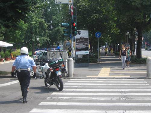 Polizia locale, blitz in Piazzale Alpini