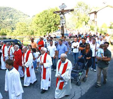 Processione del crocifisso a Valsecca