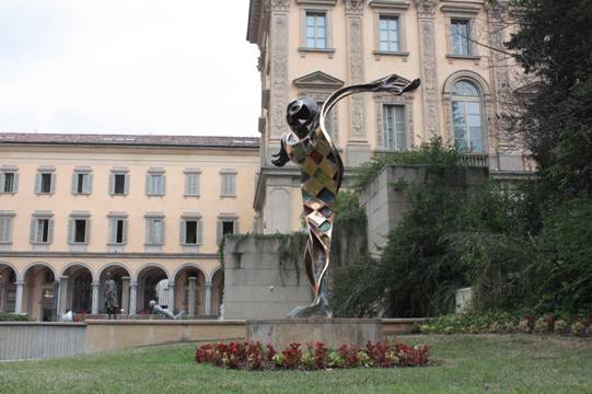 Statua di Arlecchino