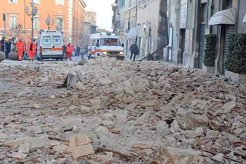 Terremoto, tragedia in Abruzzo