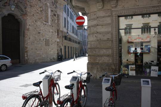 Via Tasso e le biciclette