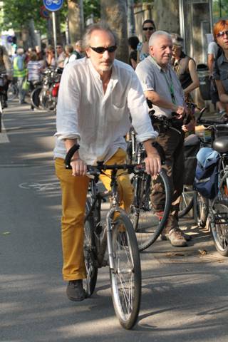 Viale Giulio cesare, la protesta pro ciclabile