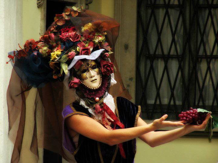 Coriandoli di cultura per il carnevale