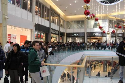 Il primo giorno di saldi a Oriocenter