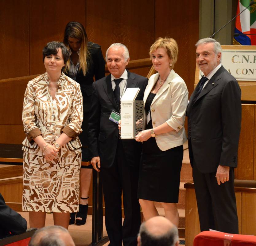 Premio all'Innovazione per i social bond Ubi