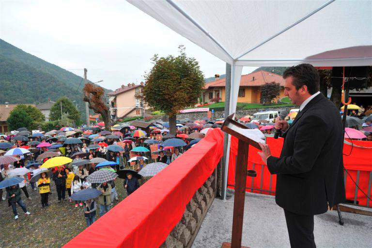 Manifestazione contro la discarica in Valle Imagna