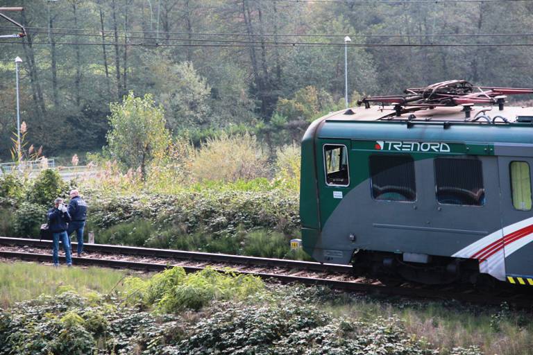 Treno travolge ambulanza, due morti a Pontida