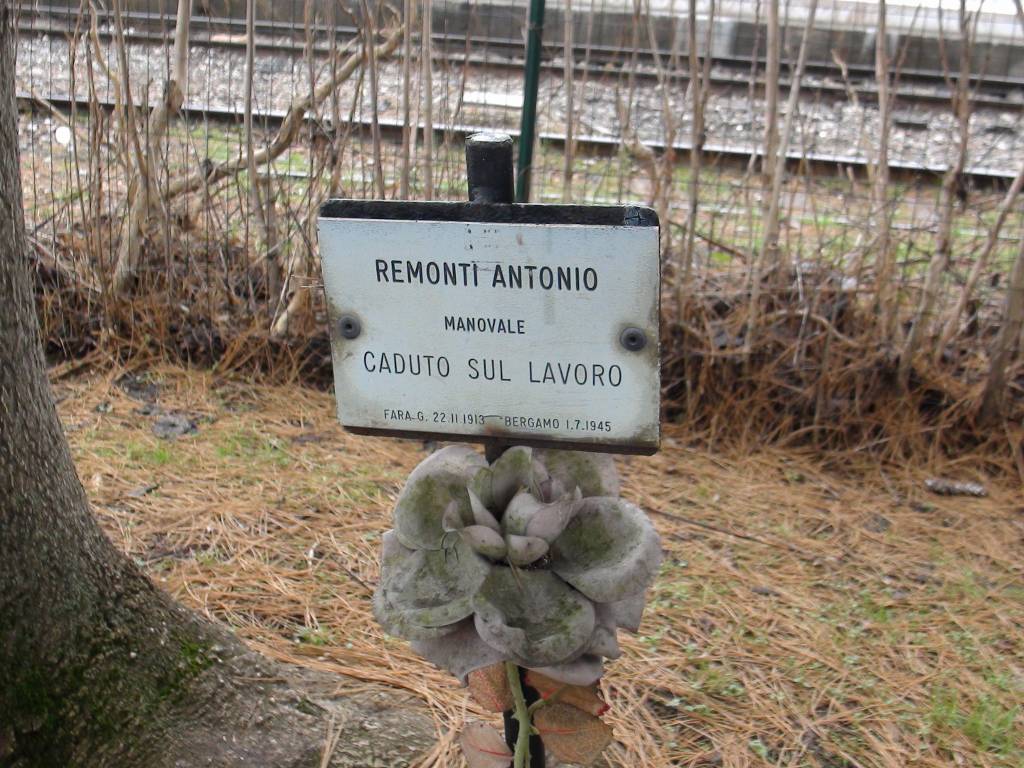 Cimitero dei macchinisti alla stazione