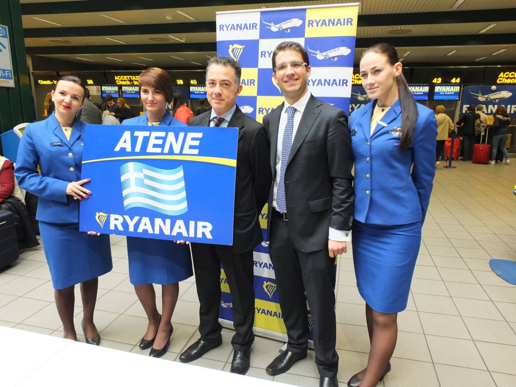 Bergamo, il volo Ryanair per Atene