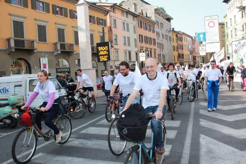 Bike mob del Movimento 5 Stelle