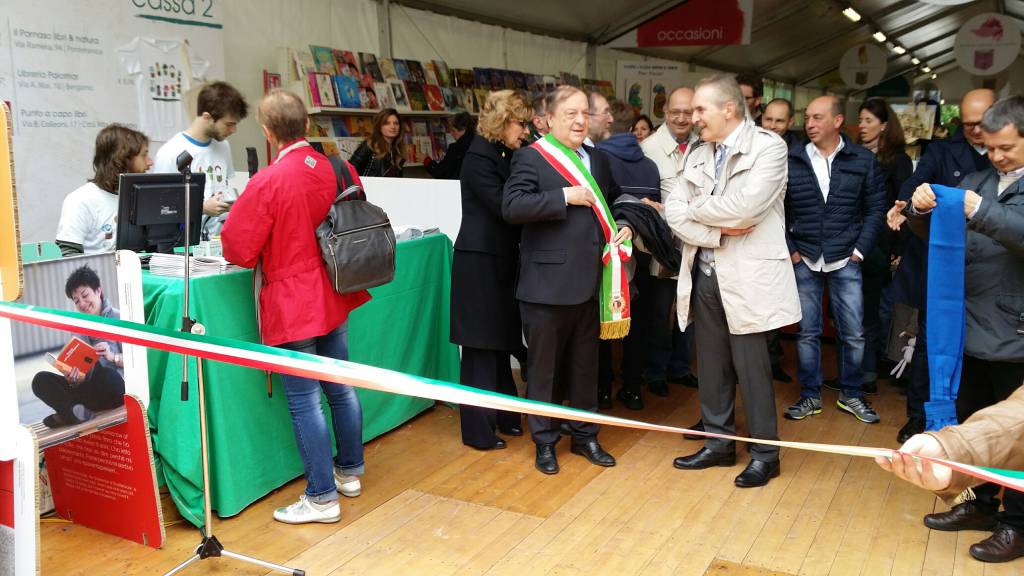 Fiera dei librai, l'inaugurazione con i candidati sindaci