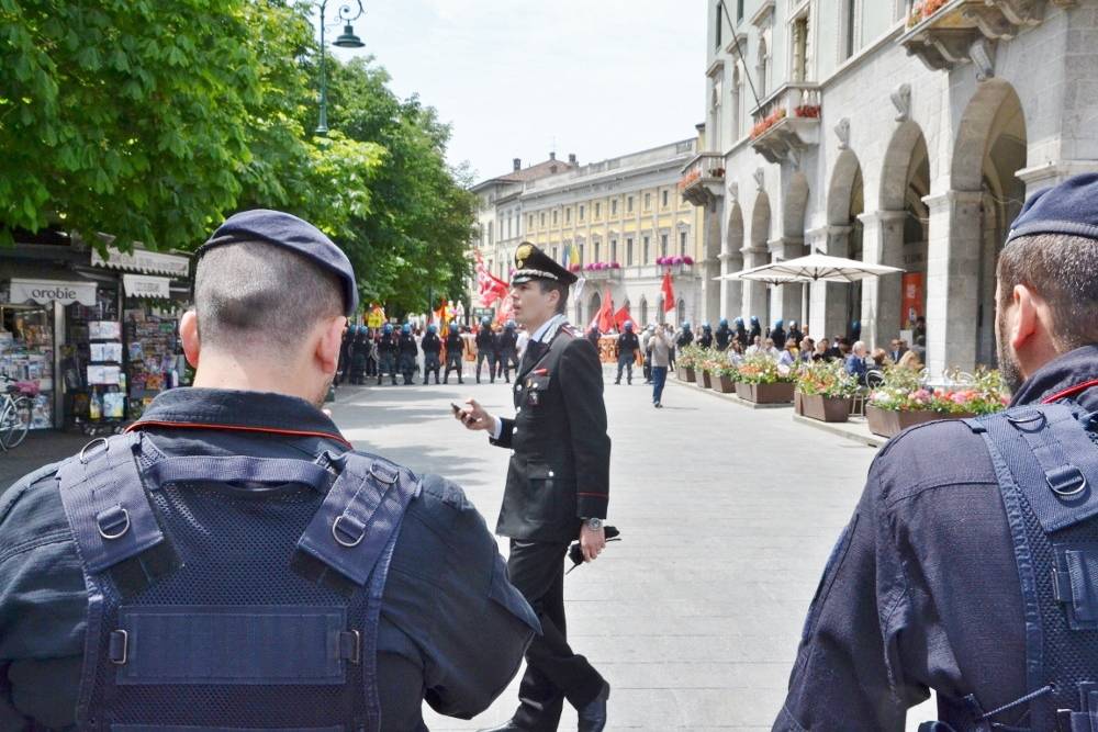 Bergamo, la protesta contro Matteo Renzi