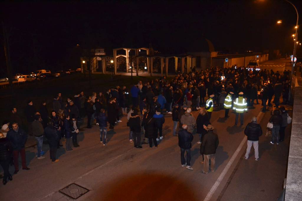 Cividate, corteo per Giovanni Balestra