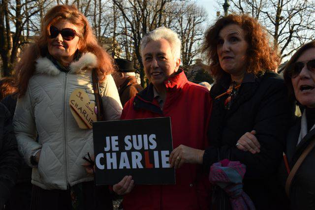 Bergamaschi in piazza per Charlie Hebdo
