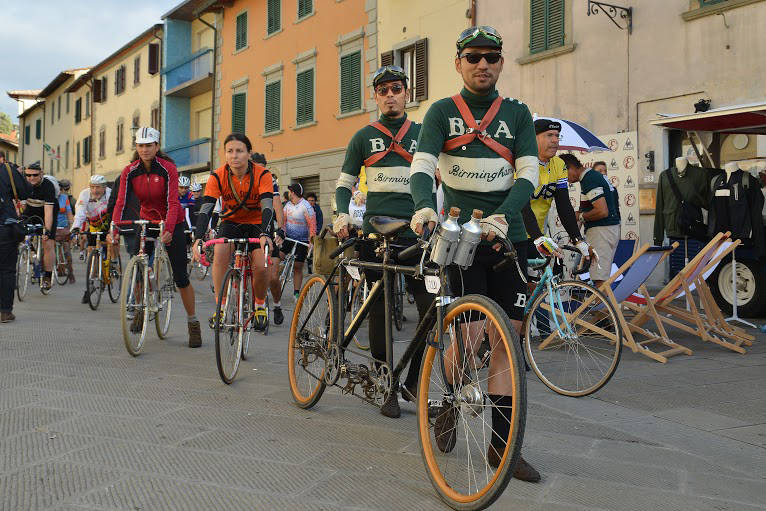 Santini Maglificio Sportivo in sella all'Eroica