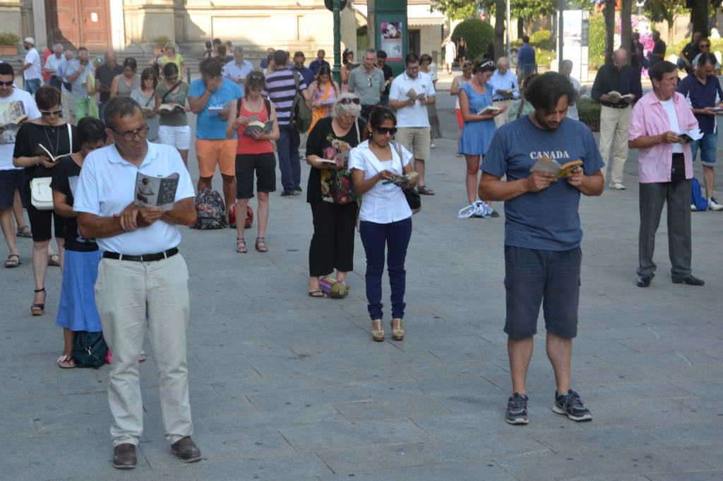 Sentinelle in piedi sul Sentierone - 18 luglio