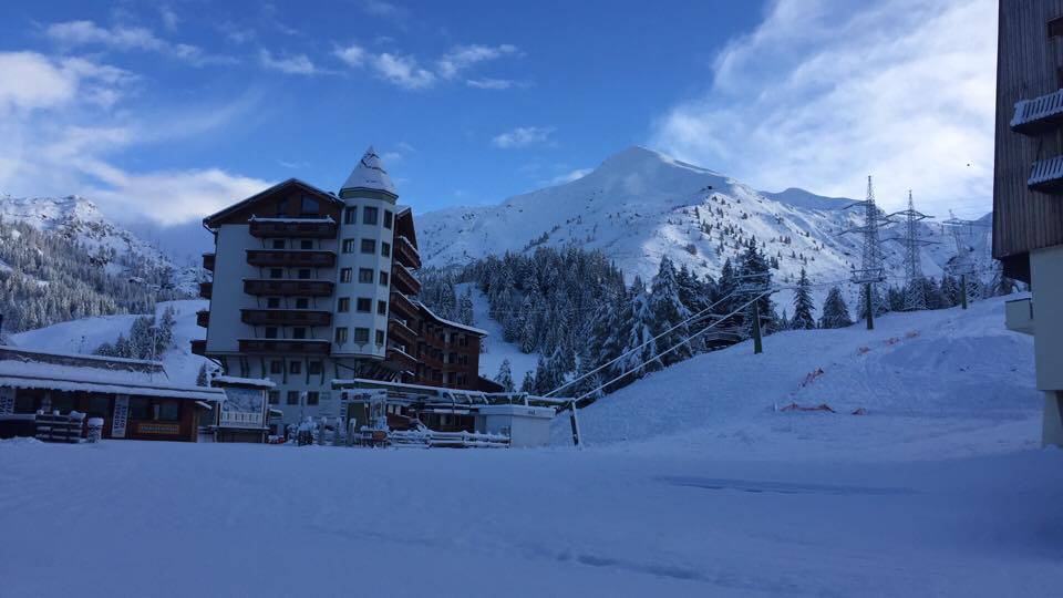 Forte nevicata nelle valli|A Foppolo è già Natale|Guarda le fotografie