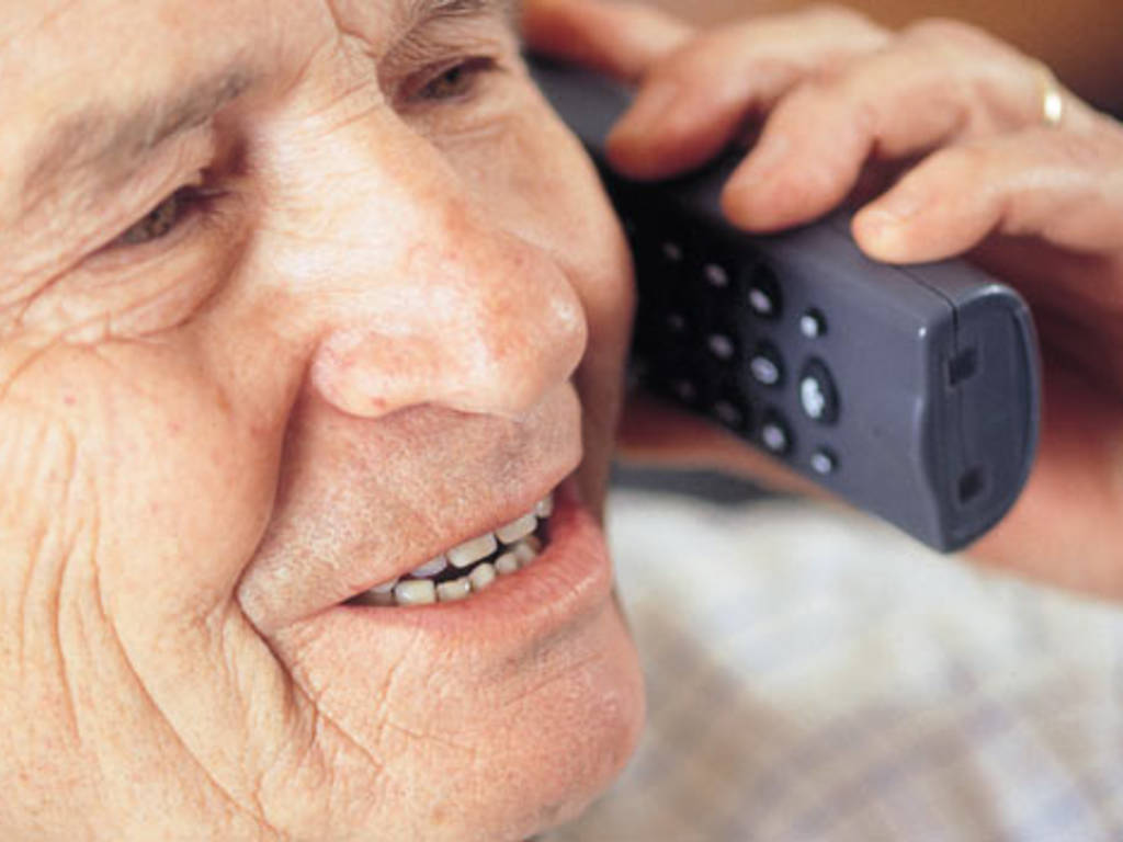 anziani truffe telefono