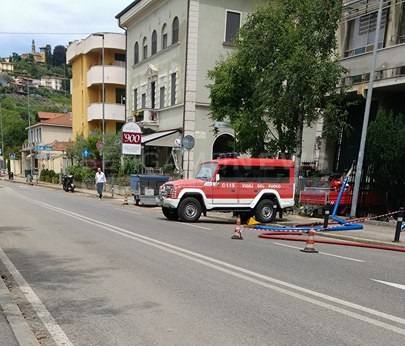 Nubifragio a Bergamo, i danni in largo Barozzi