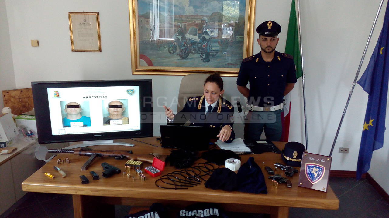 Arresto rapinatori polizia stradale