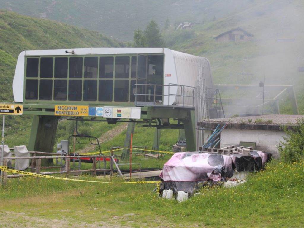 Incendio agli impianti di sci di Foppolo 