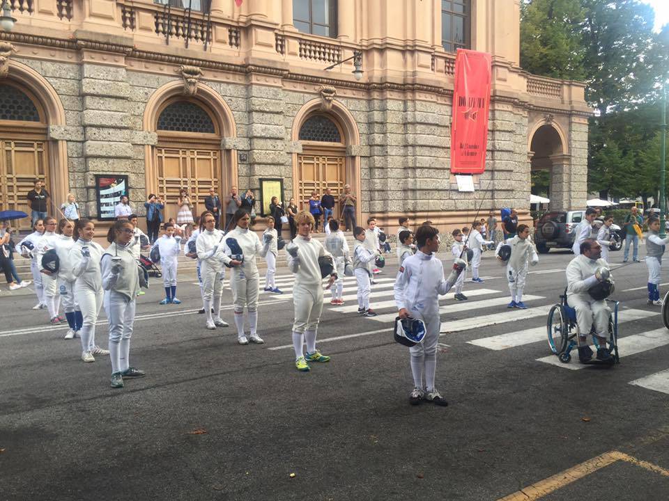 #FencingMob16