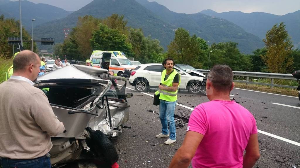 Incidente Costa Volpino