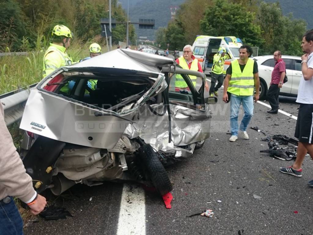 Incidente Costa Volpino