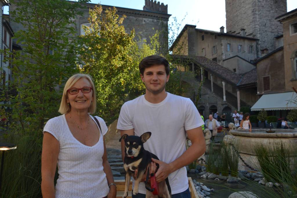 Piazza Vecchia in Verde, il parere dei bergamaschi