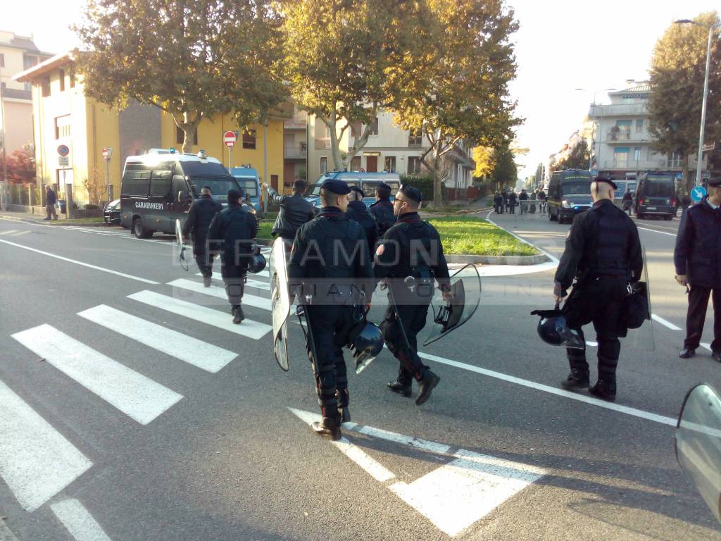 Atalanta - Genoa, tensione allo stadio 