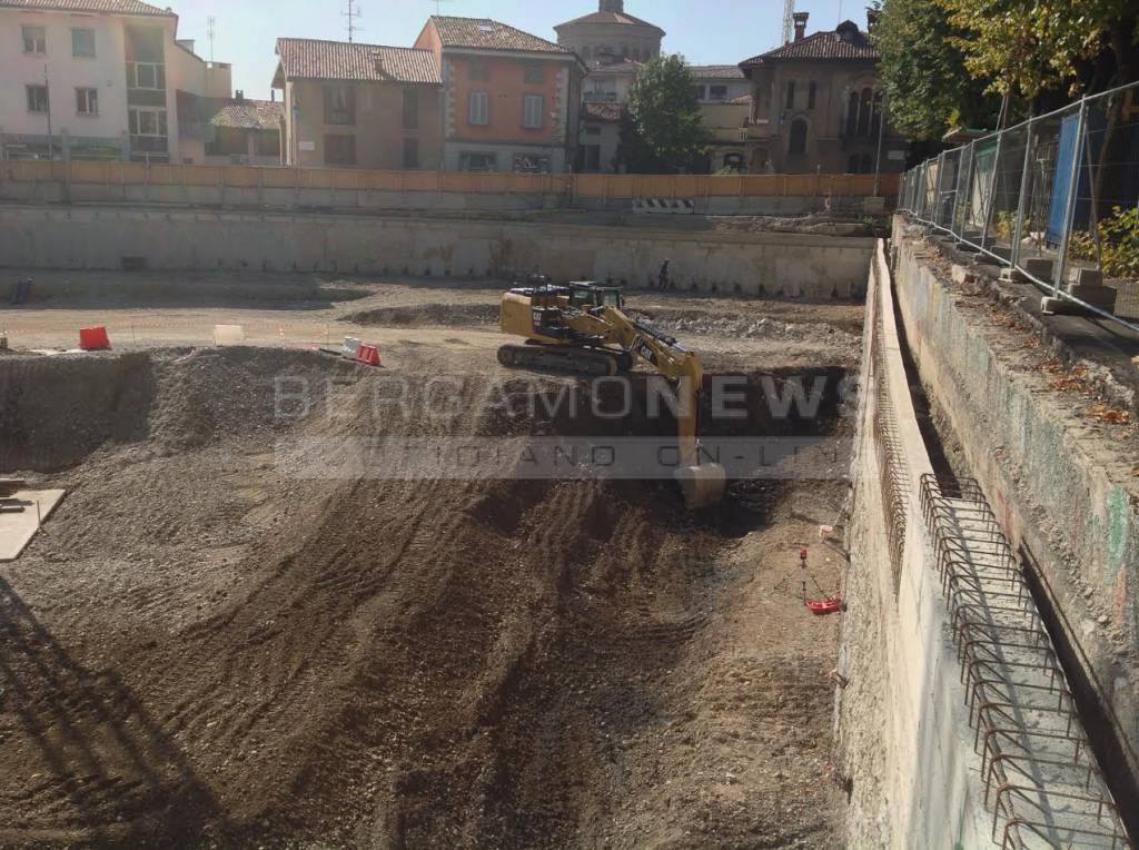 Lavori in Piazza Setti a Treviglio