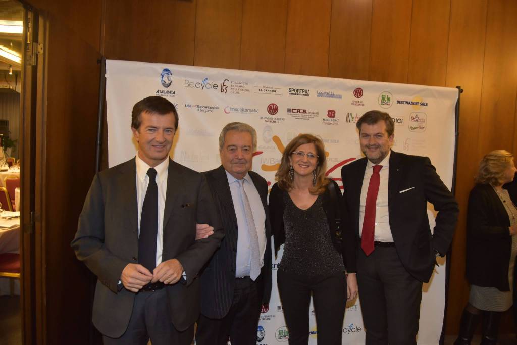 A Bergamo premiati 11 giovani ricercatori in ambito oncologico