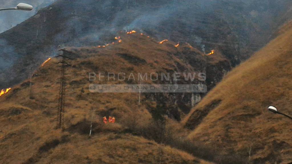 Incendio al Ponte del Costone