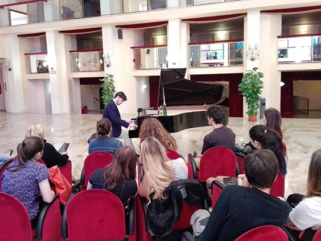  Thomas Nickell incontra gli studenti bergamaschi per il Progetto Scuole 2016