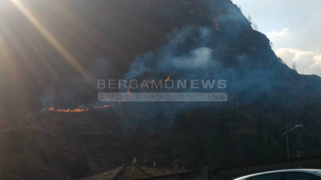 Incendio a Ponte Nossa