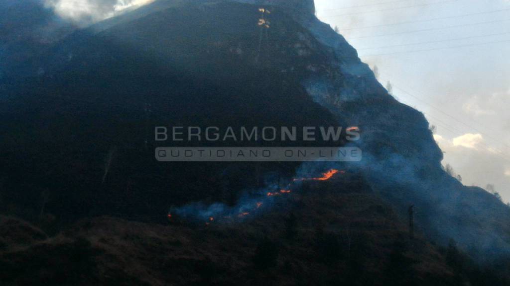 Incendio a Ponte Nossa