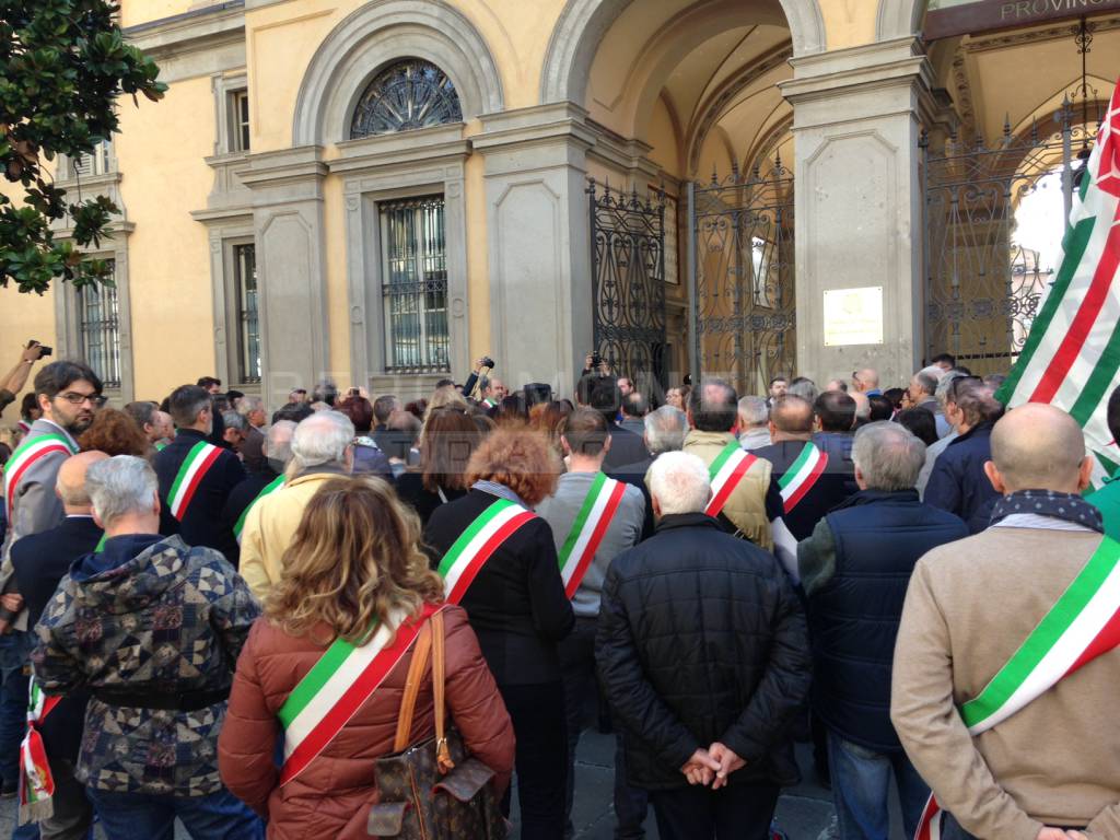 Sindaci bergamaschi contro i tagli al sociale 